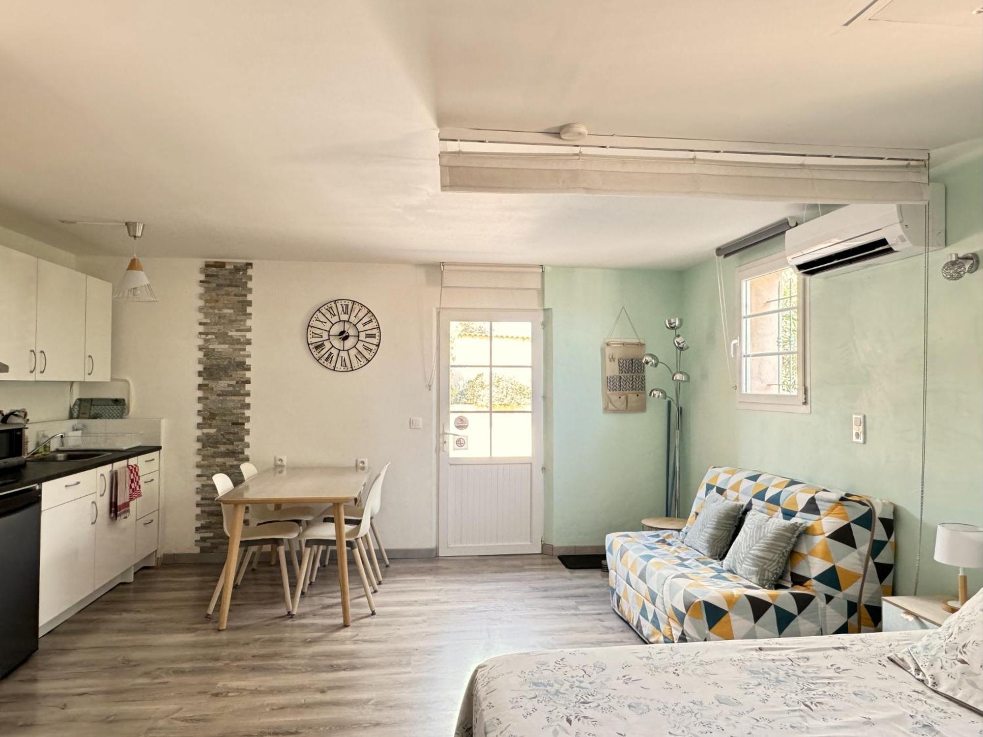 2 Hebergements - 10 Couchages - Parking, Piscine, Jacuzzi - Convivialite Roquebrune-sur-Argens Exterior foto